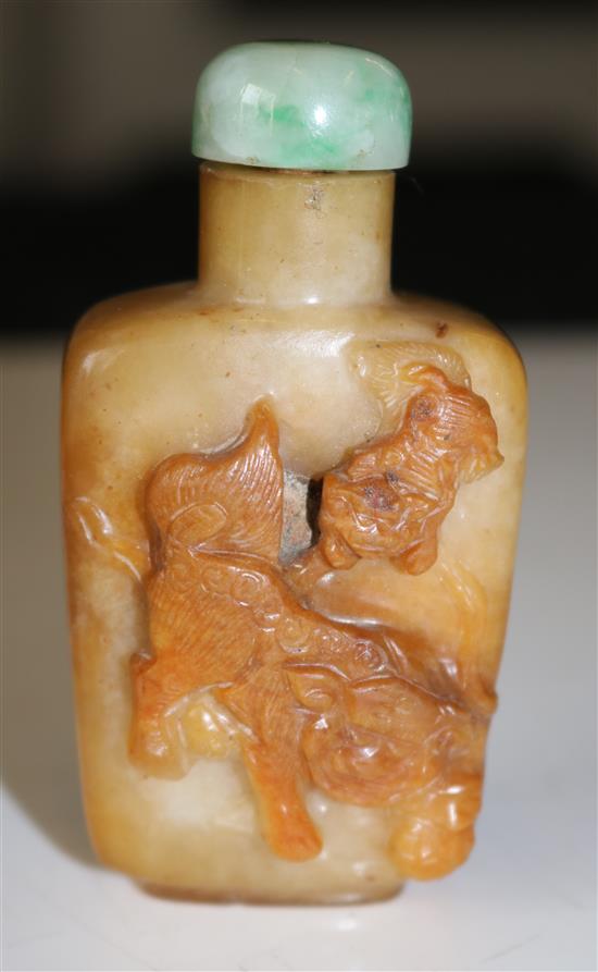 A snuff bottle